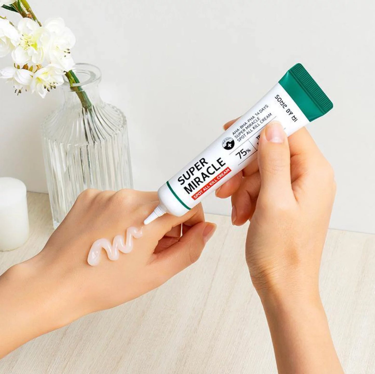 SOME BY MI SUPER MIRACLE SPOT ALL KILL CREAM - Crema contra brotes de acné