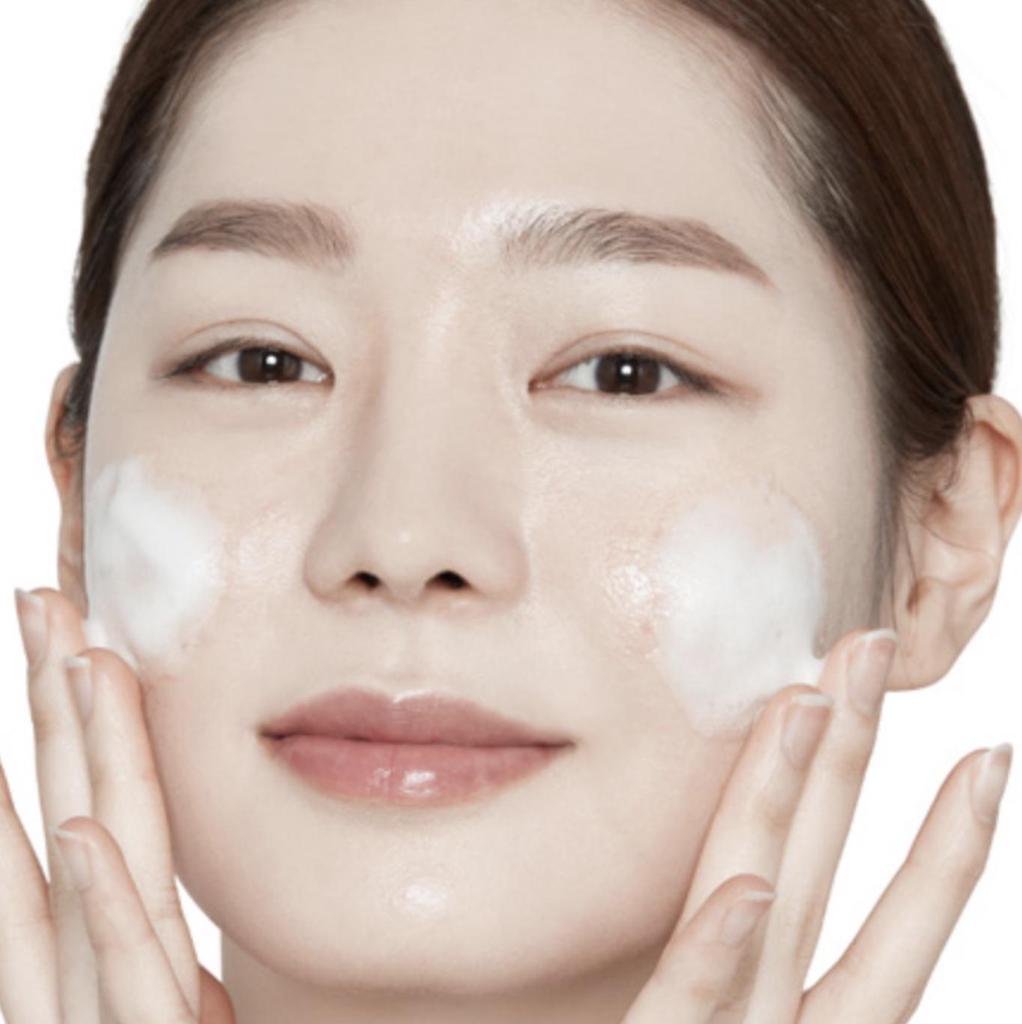 ETUDE HOUSE MOISTFULL COLLAGEN CLEANSING FOAM - Espuma limpiadora con colágeno